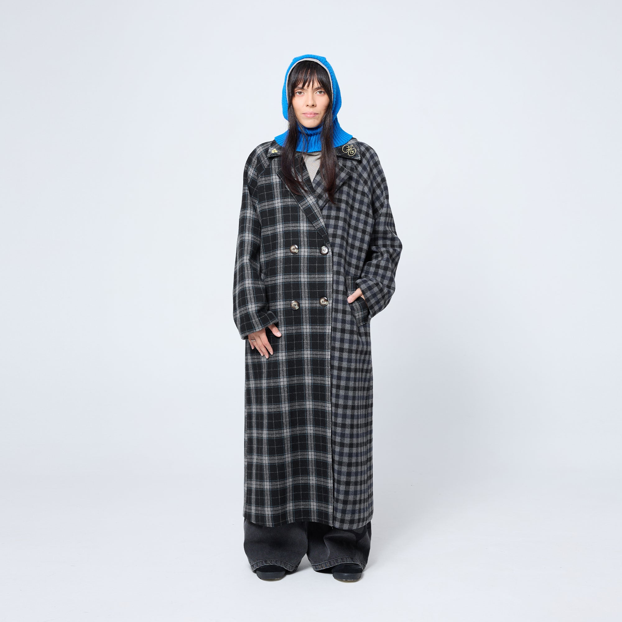 Arthur Apparel chunky wool blend knitted hood in royal blue