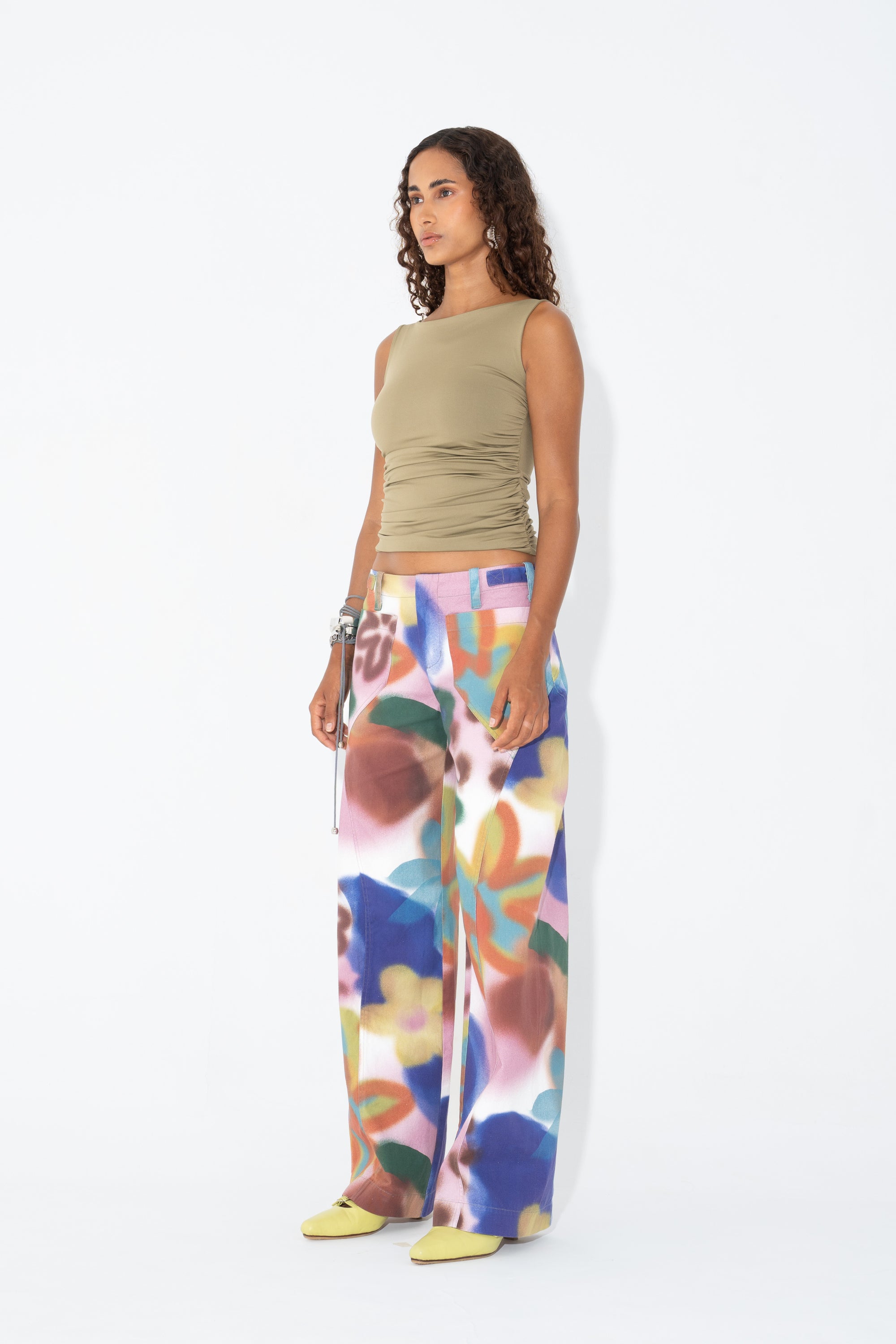 SEAM DETAIL TROUSER in Graffiti Flower